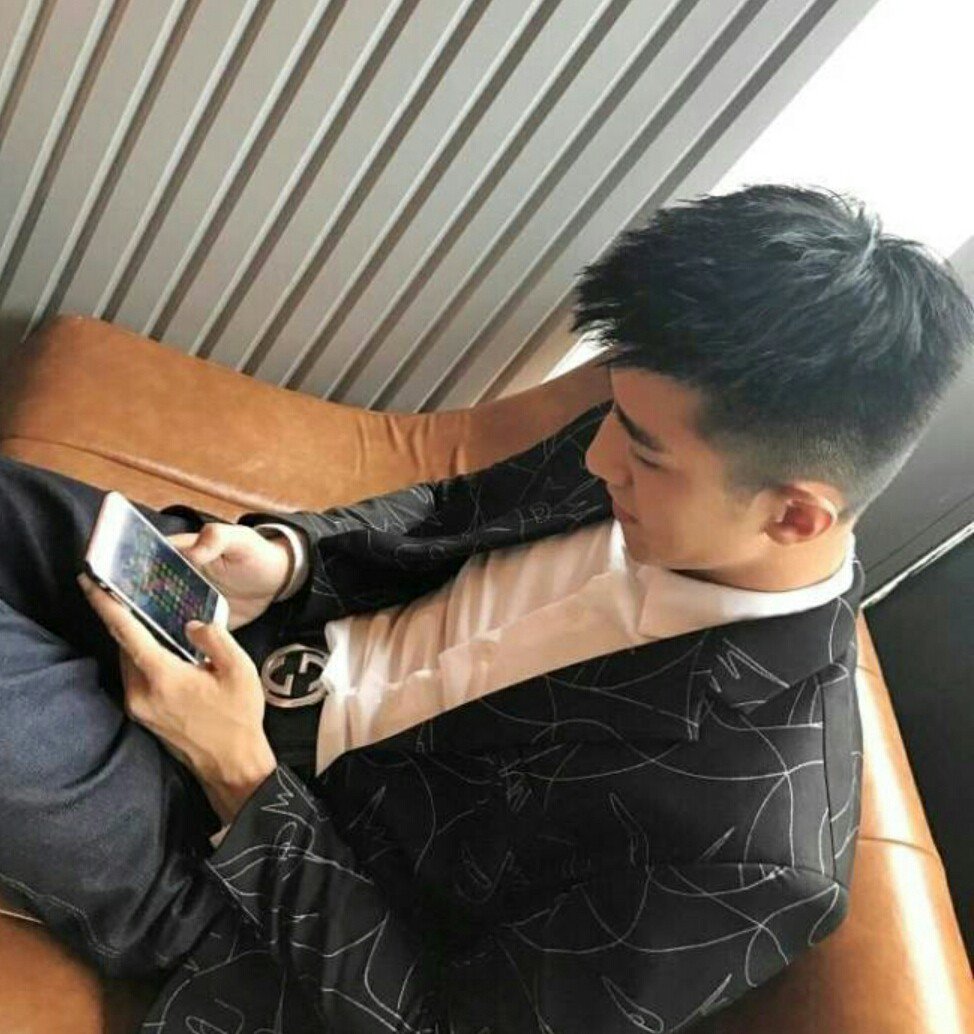 rah_rsn's tweet photo. Side view is kicking ass 😰😂
#KimJin #金瀚 #JinHan https://t.co/xqeV4UUW8W