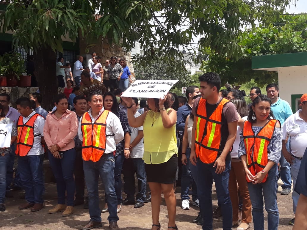 ChiapasSader's tweet photo. Nos sumamos al #MacroSimulacro2018 para recordar a las víctimas de los terremotos en 1985 y 2017. https://t.co/dA8IfH9yyg
