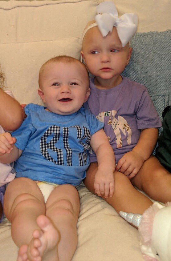 HooliganHunter's tweet image. These two are getting tight quickly. He has his feet crossed leaning on his big cuz so comfortably. Today he is 7 months old and I just think about what a whirlwind it’s been. Glad these two have each other. #BraddockStone and #MolleyMikel. #FirstCousins