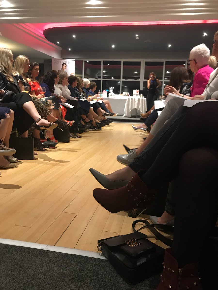 harasroch's tweet photo. Niamh from @HolosSkinNiamh giving us all the chats about skincare. She knows her stuff! #vipontrend https://t.co/V1GItsYKzJ