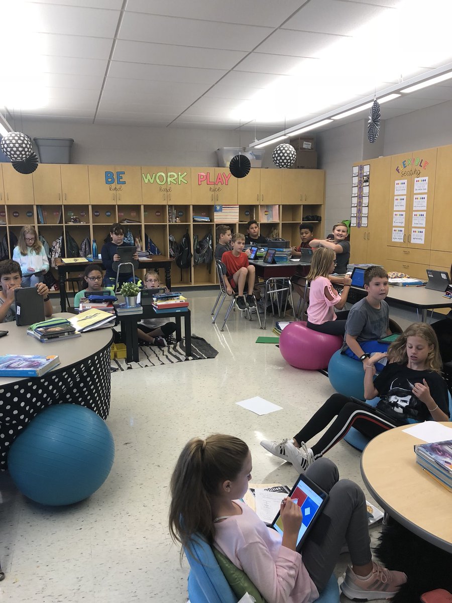 Mrs_Amodeo's tweet photo. First @getkahoot of the year! Engaging and competitive to get us ready for a quiz! 6th grade loves their 1:1 iPads already!! #plumlearns https://t.co/OvlsNsalQJ