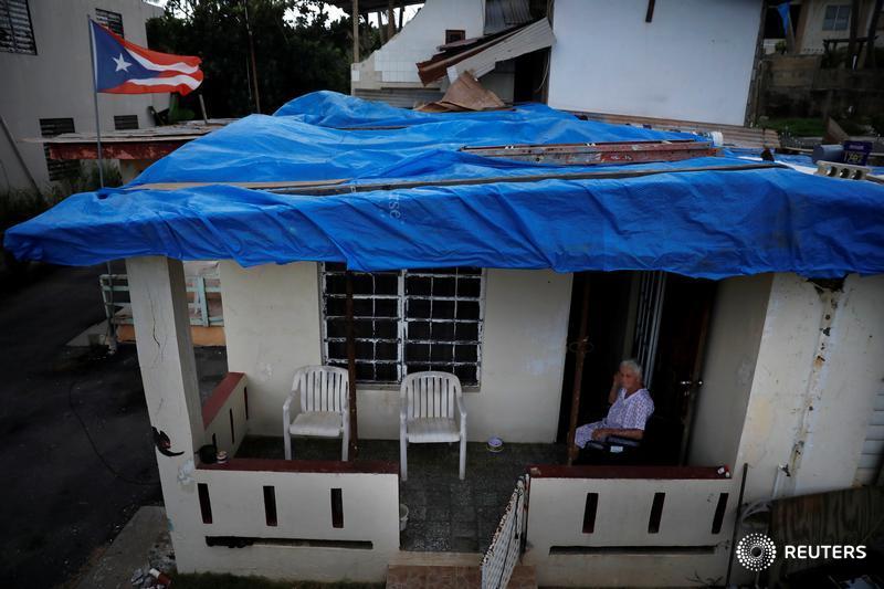 A year after Hurricane Maria killed almost 3,000 people, about 45,000 homes still have 'blue roofs,' as tarps installed by FEMA are called. More images from Puerto Rico one year after the storm: https://reut.rs/2PQwivx 📷 @ReutersBarria