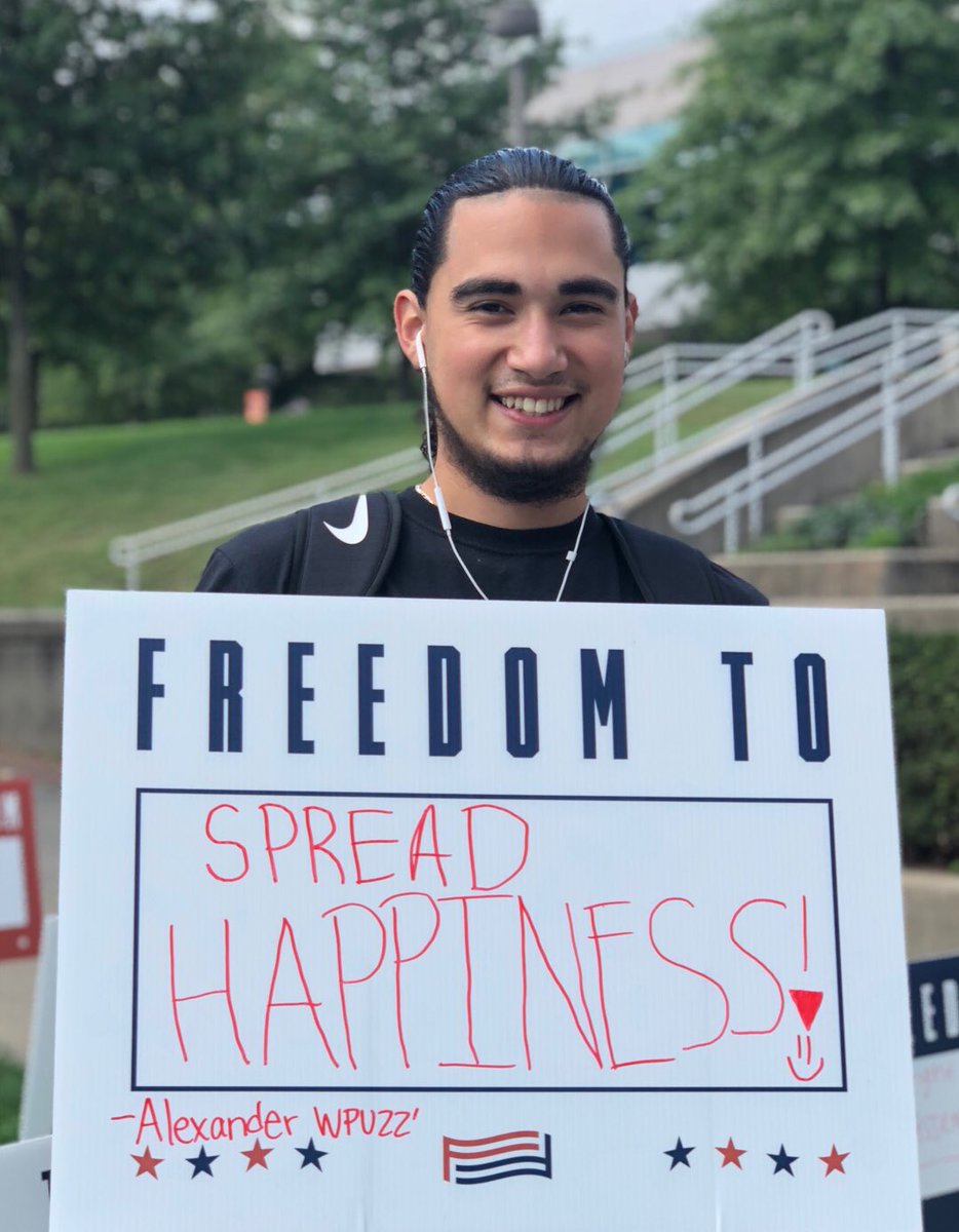 wpunj_edu's tweet photo. Today on campus we registered 143 new voters! Students also shared their thoughts with @WPUGalleries as part of the #50StateInitative, a nationwide public art installation designed to spur greater participation in civic engagement. #DoGoodWP https://t.co/5pJXGLMAOf