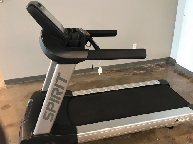 voncomed's tweet photo. Vonco Delivery in Austin, Texas.    Our service department did a great table refurbishing the tables. https://t.co/whlr4UrA8g