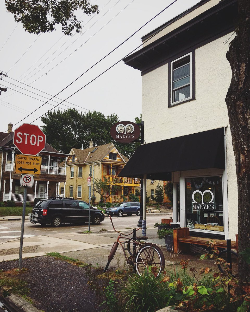 mrskellystea's tweet photo. You can find our tea being served in the NE Arts District at #Maeves. ๐ต๐ต๐ต https://t.co/5F306d1lLa