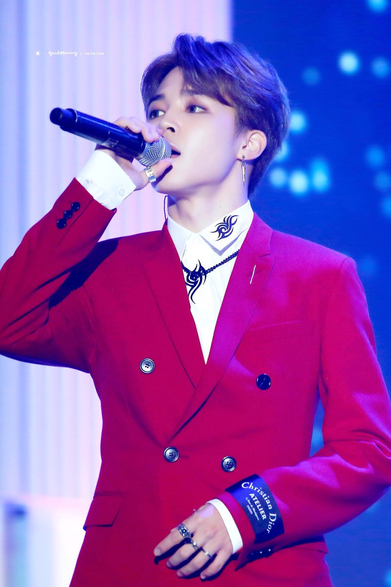 JiminPortugal's tweet photo. 🎤 [HQ] Soribada Awards 2018 🎤

Cr: nas fotos
#JIMIN #지민 #박지민 #방탄소년단 
#BTS⁠ ⁠⁠ ⁠⁠ ⁠⁠ ⁠ #Soribada2018 https://t.co/exap2B6fH4
