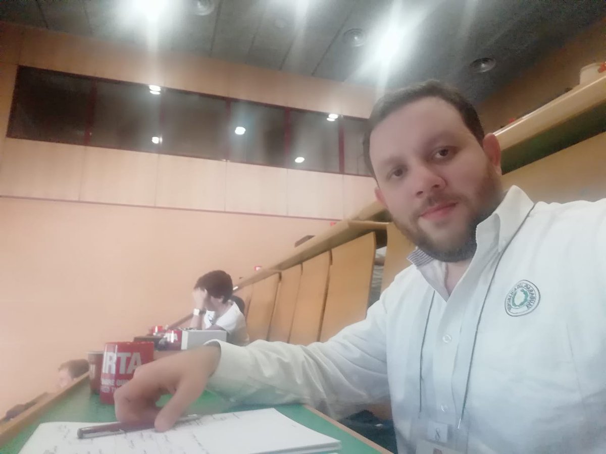 SENACSA's tweet photo. Modernización e industrialización de la industria cárnica, es el tema del XVII Curso Internacional en Tecnología de Productos Cárnicos, realizado en la ciudad de Girona, España, del cual participa uno de los profesionales veterinarios del SENACSA. https://t.co/60Mt7qIf2s