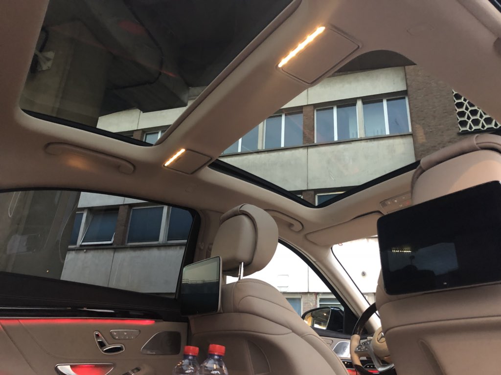 Driver4youu's tweet photo. New Luxury Mercedes Added to our Fleet #Brussels #driver4you #MercedesBenz #w222 #amg #chauffeur #driver #limousine #belgium #luxury #vtc #sclass #visitbrussels #airporttransfers #limo #chauffeurprivé #chauffeured #brusselsairport #بروكسل #بلجيكا #مرسدس #ليموزين https://t.co/QuXli4h3ID