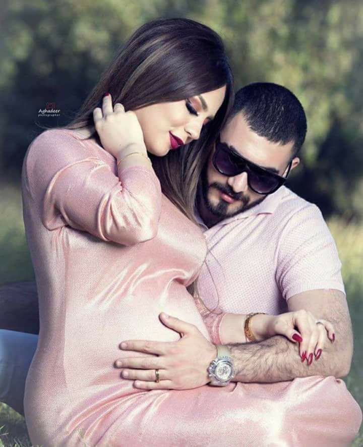ingsiwar's tweet photo. ماذا لو هناك شخصًا يختارك، يعرف عيوبك ويختارك، تزعجه وتغضبه ويختارك، شخص يختارك كل يوم كأنما خلت الأرض إلا منك ؟ https://t.co/lJ1bqr3CYD