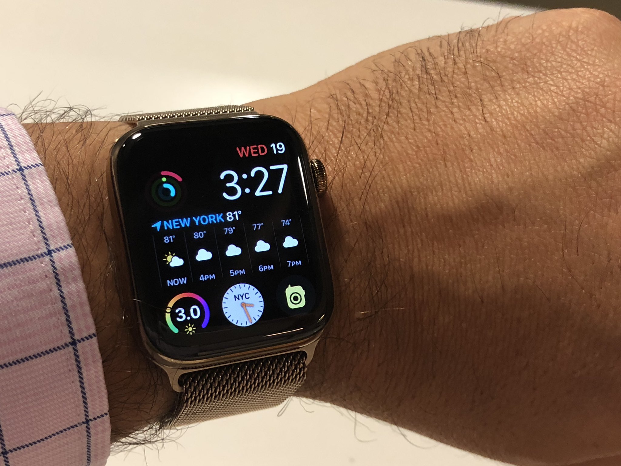 Scott Stein on X Infograph Modular. Another S4 exclusive. 6 complications. I like that it s digital. Can t change layout though. Could have fit more in maybe I like the new design