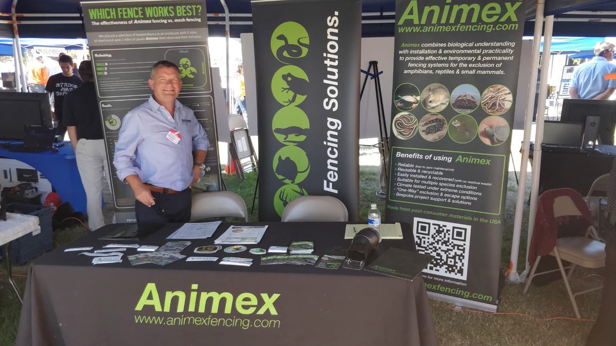 AnimexInt's tweet photo. Having fun at the fair! @CaltransHQ #innovation #ecology #reducingroadkill #roadecology https://t.co/OGLP3vu8n4