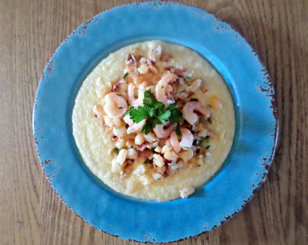 JFKellerAuthor's tweet photo. My signature dish: Shrimp and cheesy grits cooked in chicken stock, topped with parsley, bacon and sauteed shallots. Simple, but a delicious Sunday afternoon dish.
#HellsKitchenSweepstakes @HellsKitchenFOX and @CaesarsPalace https://t.co/fMS81cEBkm