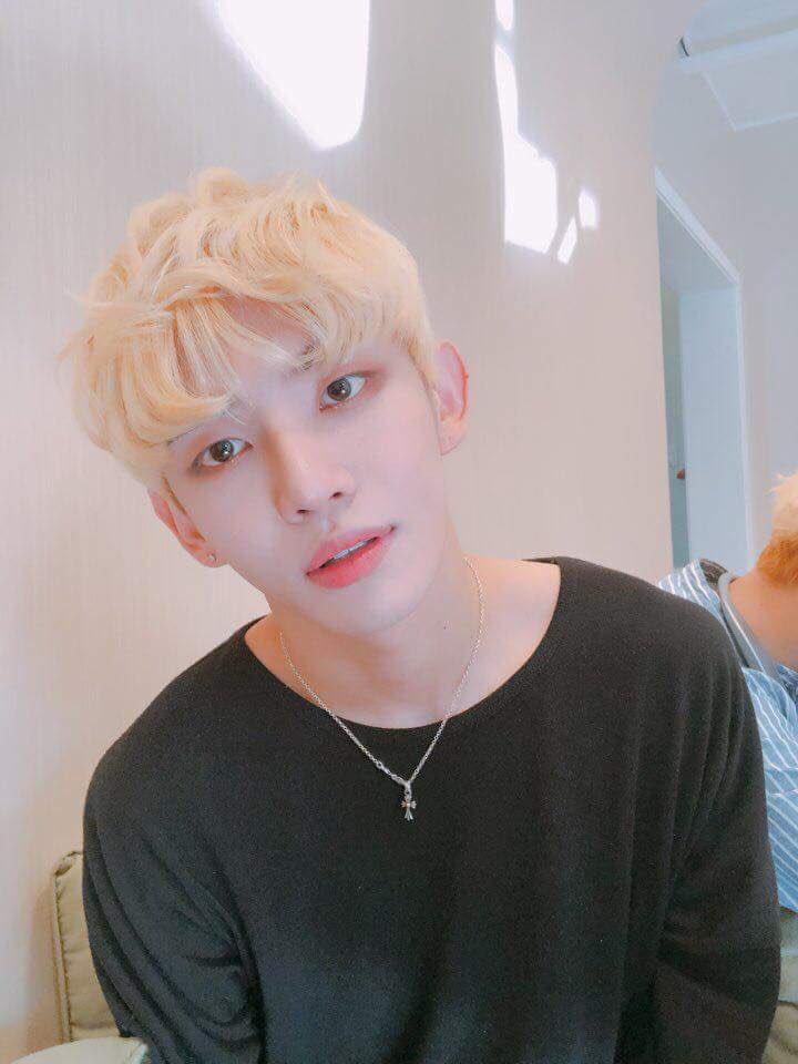 ATiny_WayZenNi_'s tweet photo. HAPPY BIRTHDAY E.SOL🎂 September 17, 1992 #ESol #JungJaehyuk #14u #onlyu #Dohyuk #Eunjae #Gyeongtae #Loudi #Luha #Woojoo #BS #Doyul #Gohyeon #Hero #Hyunwoong #Rio #Sejin #kpop #idol #14ux #leader #singer #sexy #bae #bias #happyESolday https://t.co/zRrs7vyRrr