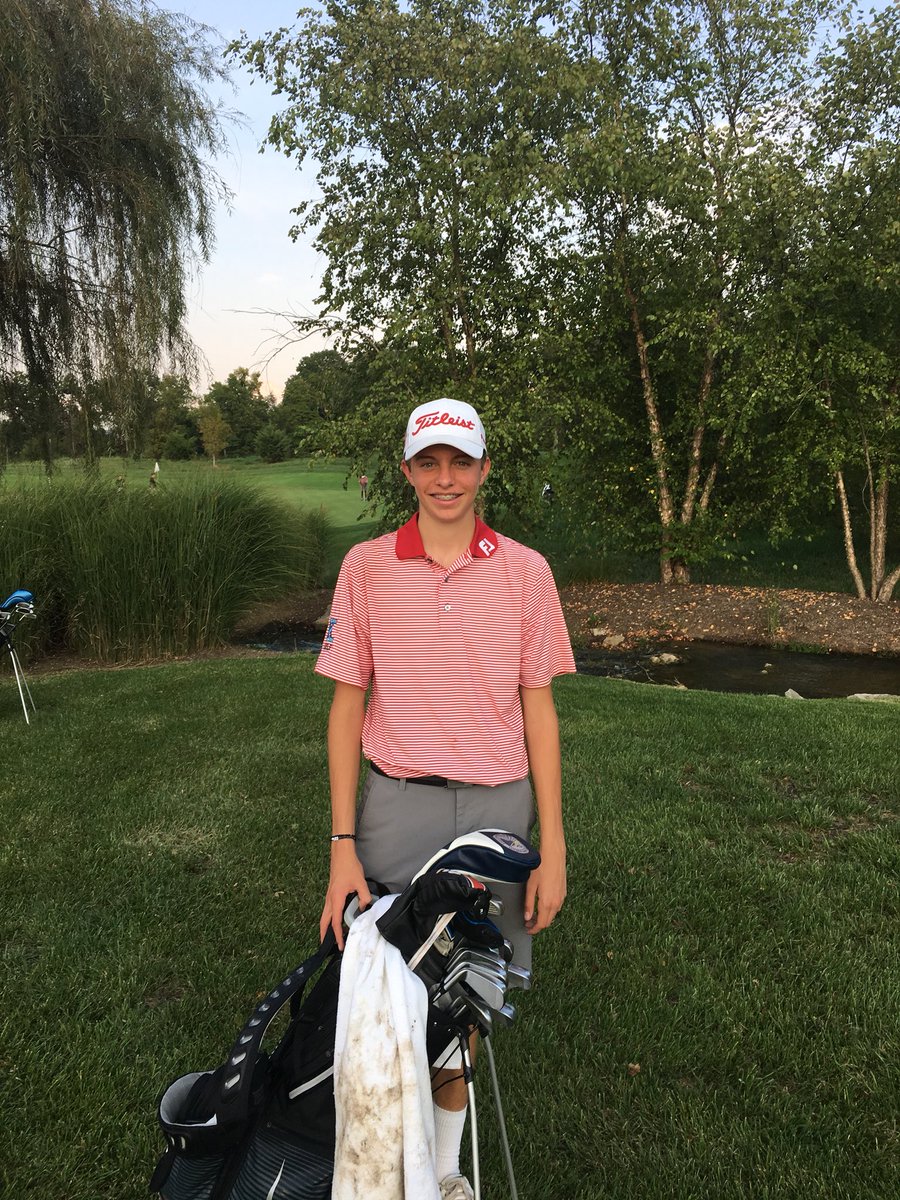 KHS_KGT's tweet photo. KGT picks up the W today vs LM.  Jparnell 70/30 Club AGAIN(38).  SENIOR night tomorrow-2019 @kingsathletics https://t.co/fcobUubkz8