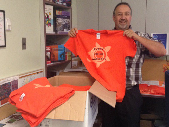 's tweet image. So proud of @HPEschools Staff and students.  Over 1200 shirts being made and delivered across the district to recognize #OrangeShirtDay This adds to the 1000+ last year. Proceeds going to @Caringsociety
@Curriculum_HPE @InBelleville @quintenews @TheIntell