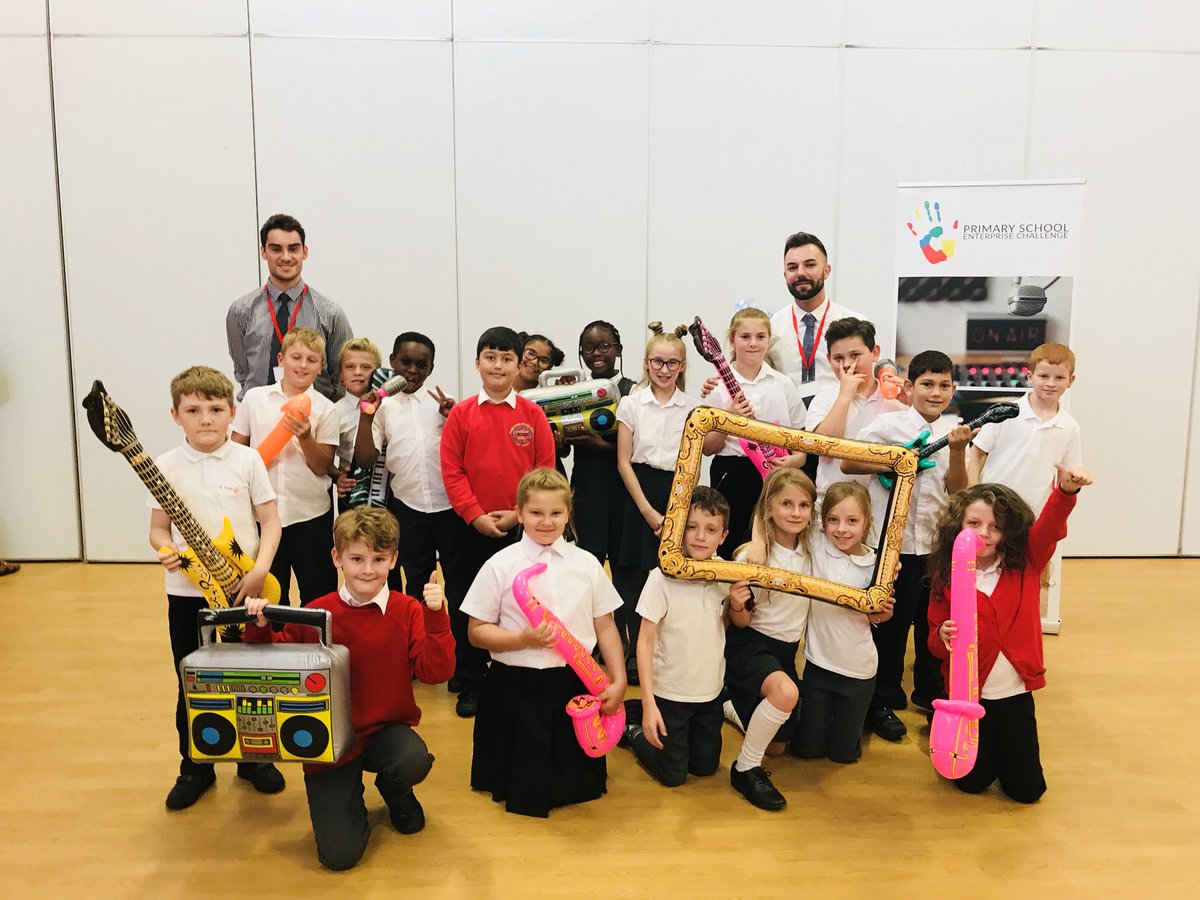 Primary_Ent's tweet photo. .@JosephLockePS @MrsBrockJLPS @MissWatsonJLPS arrived at this wonderful school with amazing staff this morning to deliver the @Primary_Ent Challenge &amp; I have to say that once again the children have raised the bar for their fabulous enterprise skills &amp; knowledge! #JLORocks 😊 https://t.co/bqs3LfJPf7