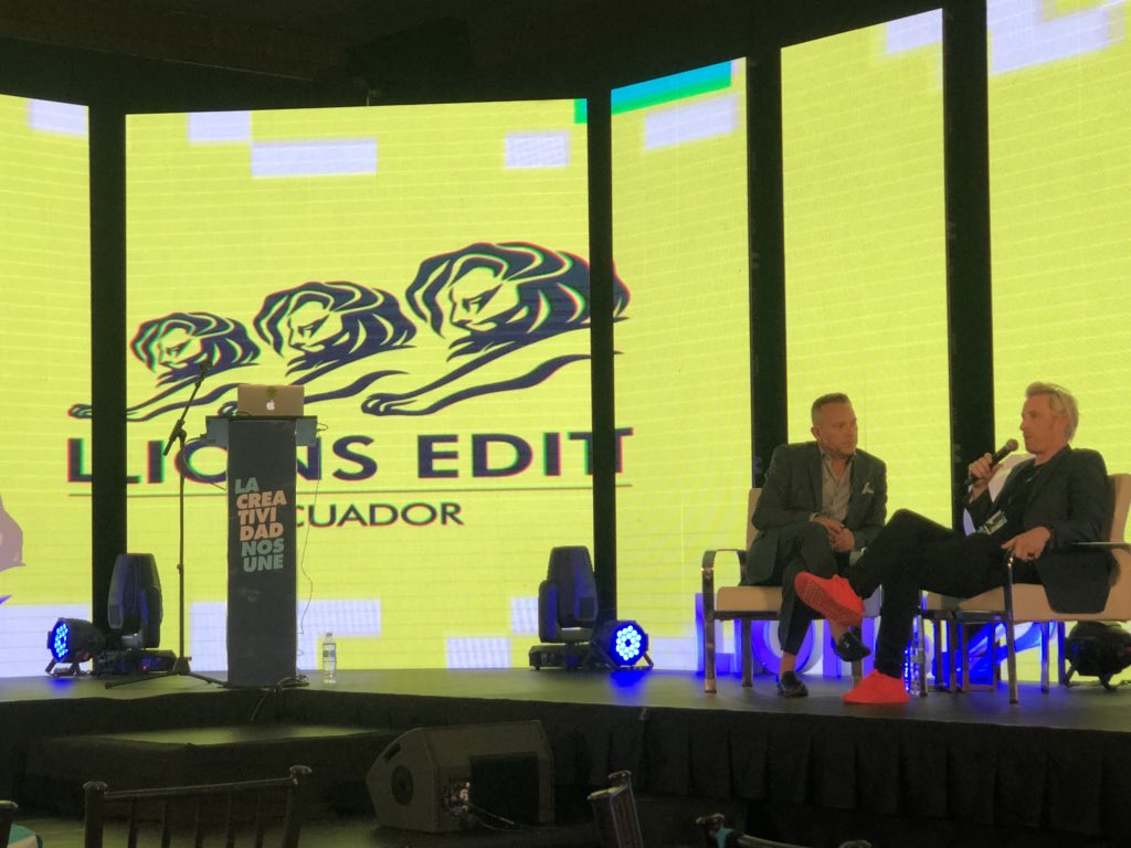 Checheperez's tweet photo. “Dejé Facebook y su valor cayó 120 billones de dólares” charla de Fergus O’Hare en #LionsEdit @eluniversocom 

#LaCreatividadNosUne
#FonsecaLions https://t.co/Sz6eeu93ku