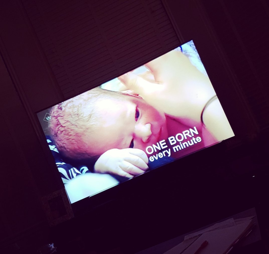 laney_pops's tweet photo. 15 days until due date and I decide to start watching #OneBornEveryMinute 

🙊🙉🙈 #WhatAmIThinking https://t.co/AhjdQG2ihl
