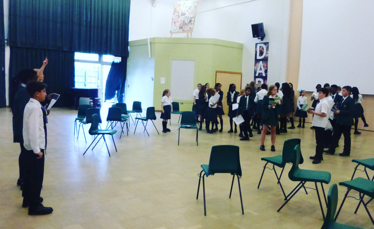 highlandsarts1's tweet photo. https://t.co/Vn7idQee1t
First big Bugsy Rehearsal! #Bugsy2018 https://t.co/zAv6mMuGPj