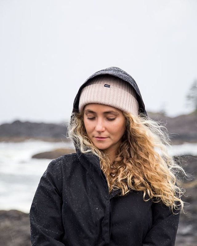 Embracing some stormy Tofino weather with the culinary master @mikaelareuben 📷 by <a href="/stevethorp/">stephen thorp</a> ift.tt/2xkNMti