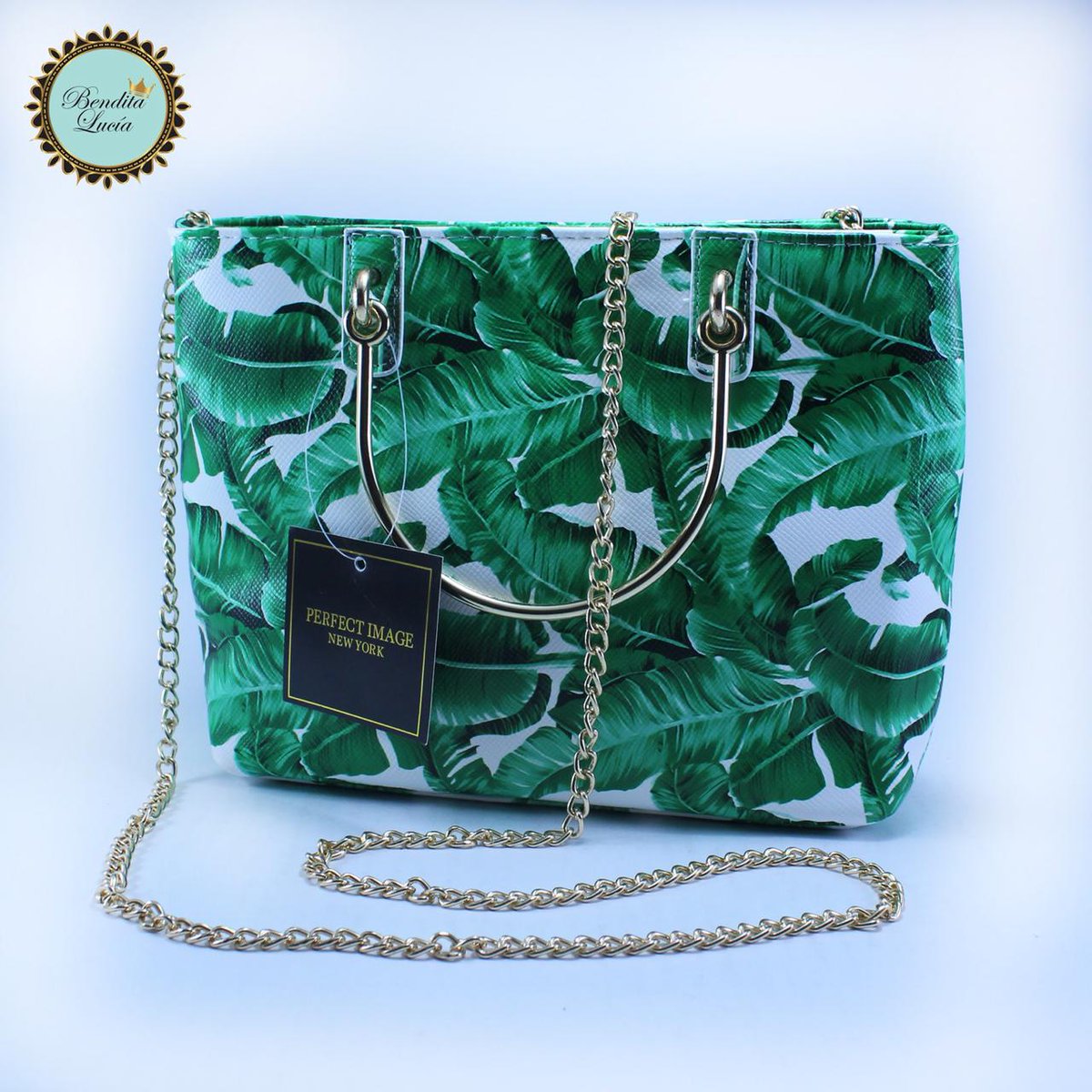 benditaluciaco's tweet photo. Clutch Vintage #benditalucia #clutch #new #nuevo #clutchbag #clutchvintage #clutchbolso #clutchcol #clutchcolombia #outfitdelujo #outfitperfecto #colombiafashion #colombiamoda #fashion #moda #vestidodediseñador #elegance #style #outfit #outfitoftheday #outfitdeldia https://t.co/OlHEVTy2ix