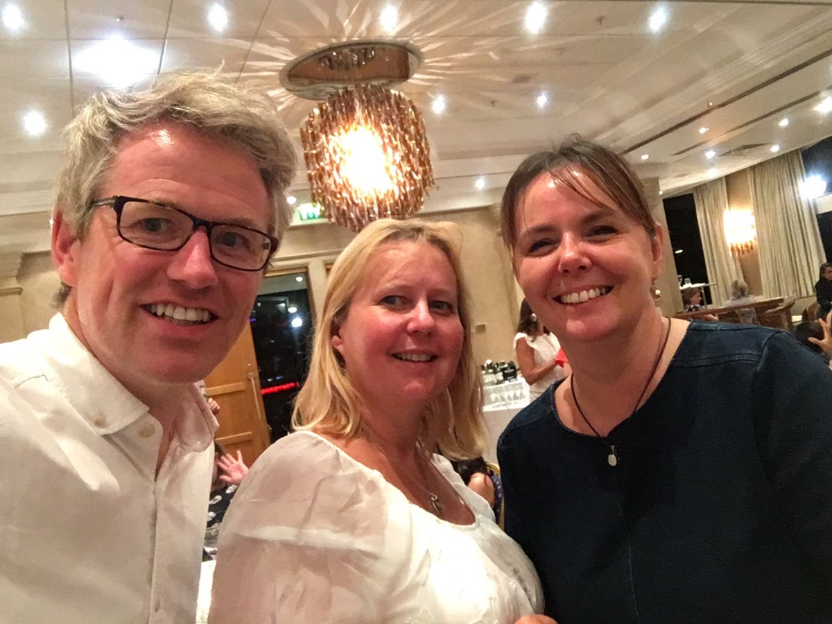 SarahwResearch's tweet photo. One fav bit #QEvent2018 - bumping into @TIVAking @ERPwend, Gen Q assessment centre buddies &amp; rejects. Look at us now! #meant2b #NeverGiveUp https://t.co/lNQK3jVx6x