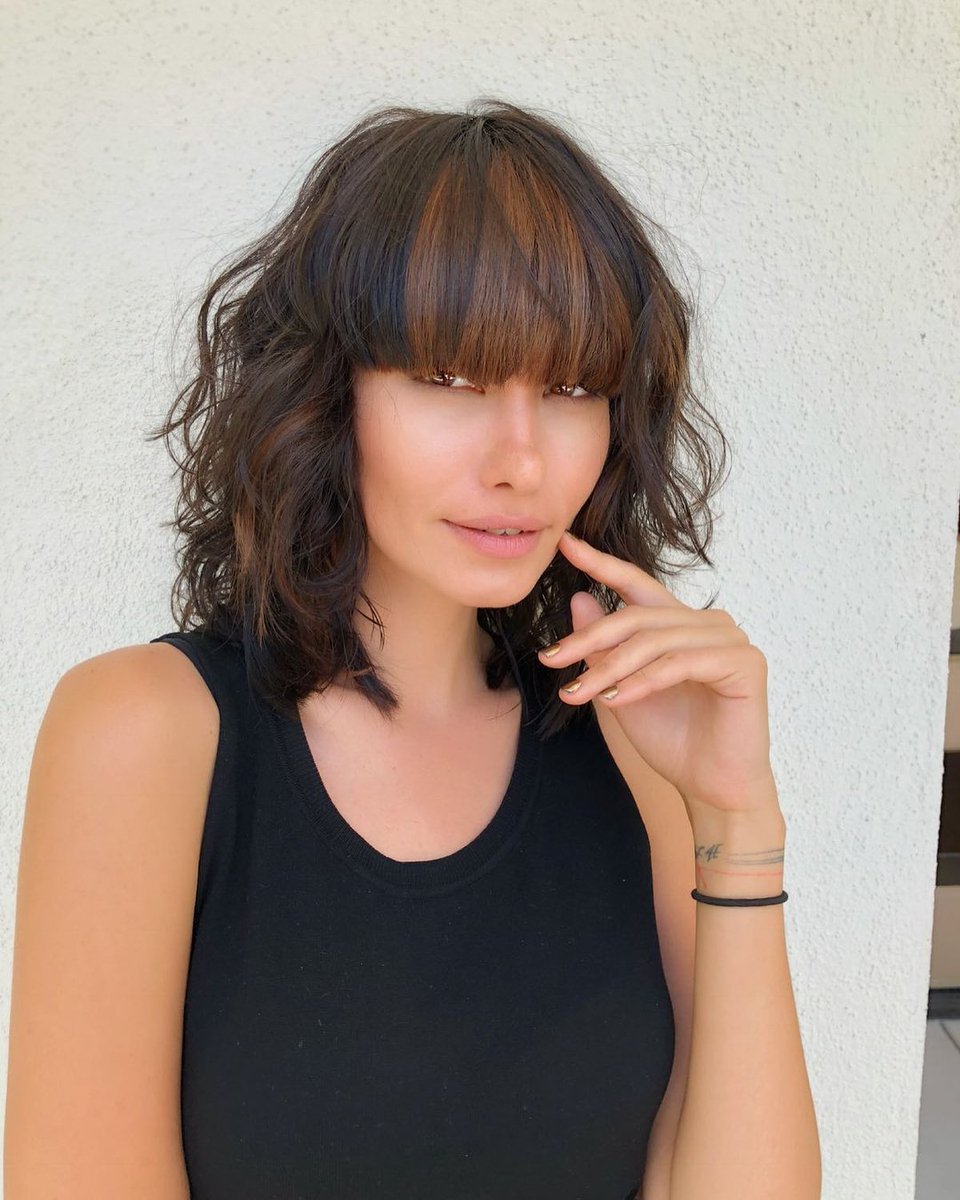 WellaEducation's tweet photo. Work. That. Triple. Craft. For 3 days of guided education on transformational cuts, color & style, join @hairmoody, @carreracolor & @fearless_fever at the #WellaStudioLA on October 21. Call 1-800-422-2336 for the deets. Hair by: @wifeysebo #wellalife #wellahair #wellaeducation https://t.co/BgYVB7ZdUx