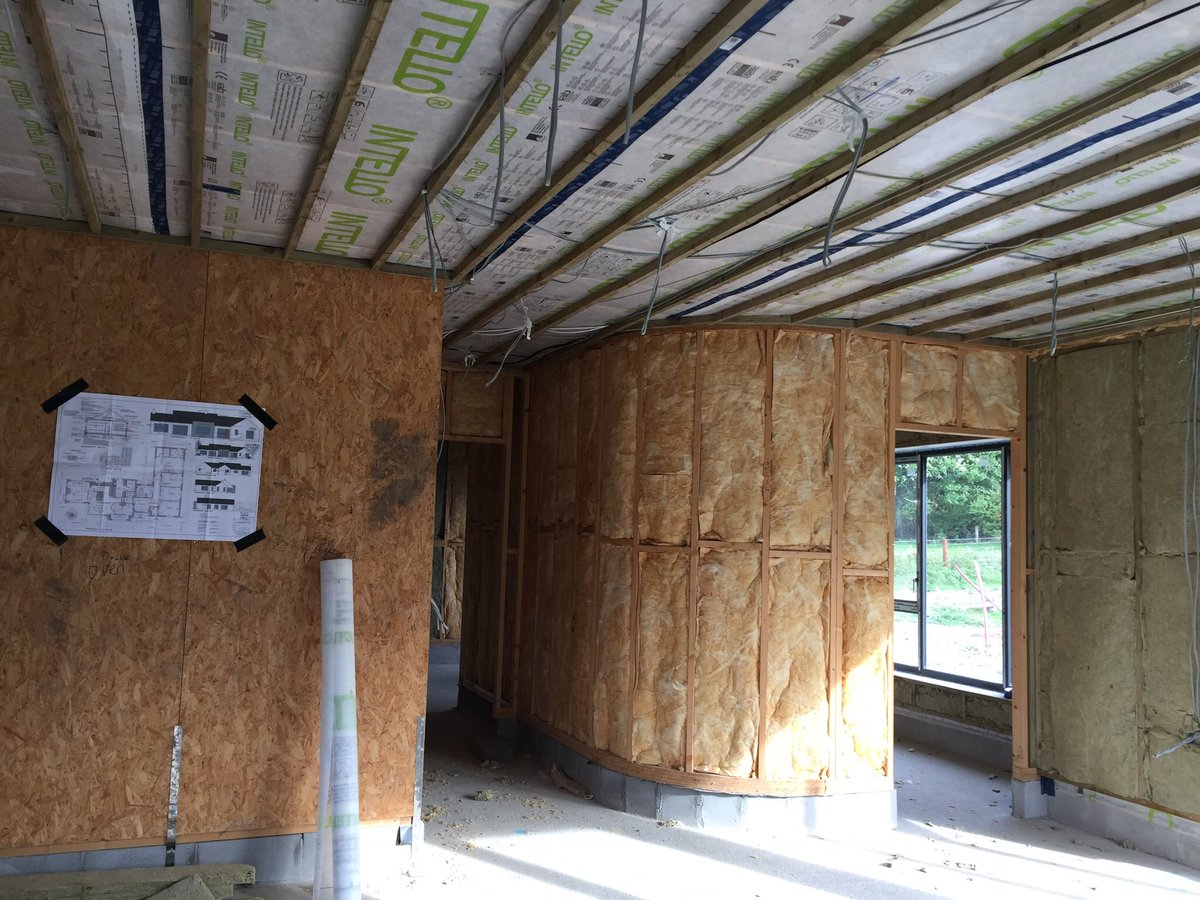 fergal5's tweet photo. Insulations & Airtightness complete at Maynooth#857 by @bakerinsulation using @proclima #intelloplus by @ecologicalbuild. #timberframe #teamtimbertech #superlowenergy https://t.co/f14fxiWhmw