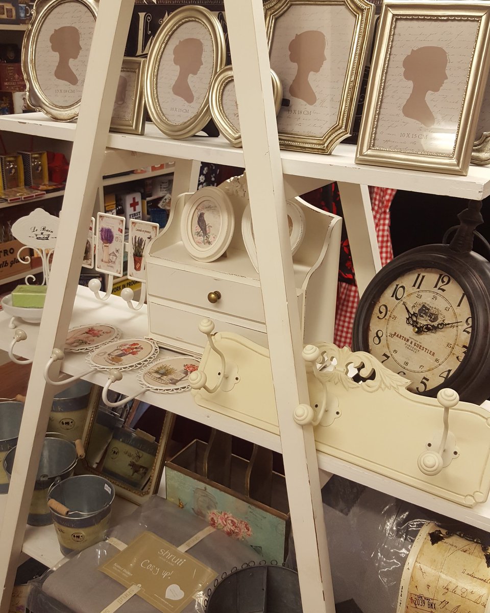 Have you seen our new #vintage #homeware range? Lots of new items arriving daily at our #Eastbourne store🏠#vintagehome #vintagebedroom #vintagestyle #retrostyle