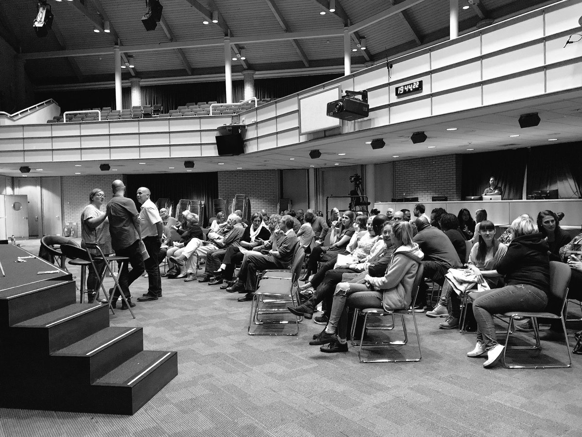 kerithcommunity's tweet photo. Alpha training evening tonight- great team spirit, great content and great donuts 🍩 👊🏻❓ #essentialelements #87GuestsBookedsofar #TeamReady #LetsDoThis #StartsNextWeek @alphacourseuk @KerithBracknell @KerithSandhurst https://t.co/fHqfXKslJ2