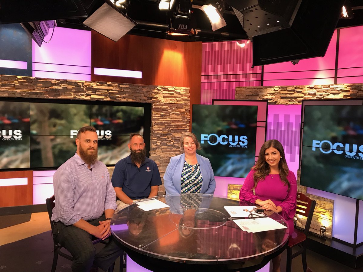CohenClinicSA's tweet photo. Today we are discussing S.A.V.E., actions we can all take to recognize and help a veteran in crisis with @KABBFOX29. Andrew from the @ptsdsatx is sharing his experience with mental health services. Catch us on Sept 29 at 5:30am or Sept 30 on @CW35SA to see the segment. #22actions https://t.co/WH5dW1nmlY