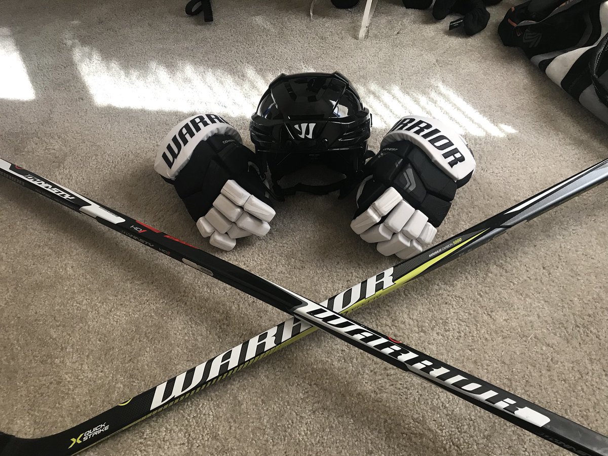 Erik_87's tweet image. My new @WarriorHockey bucket ( helmet) and mitts (gloves) are some of the best equipment purchases I’ve made. Next to the #AlphaQX of course #InnovationPrefromanceDominance  #QuickStrike  #CovertQREdge