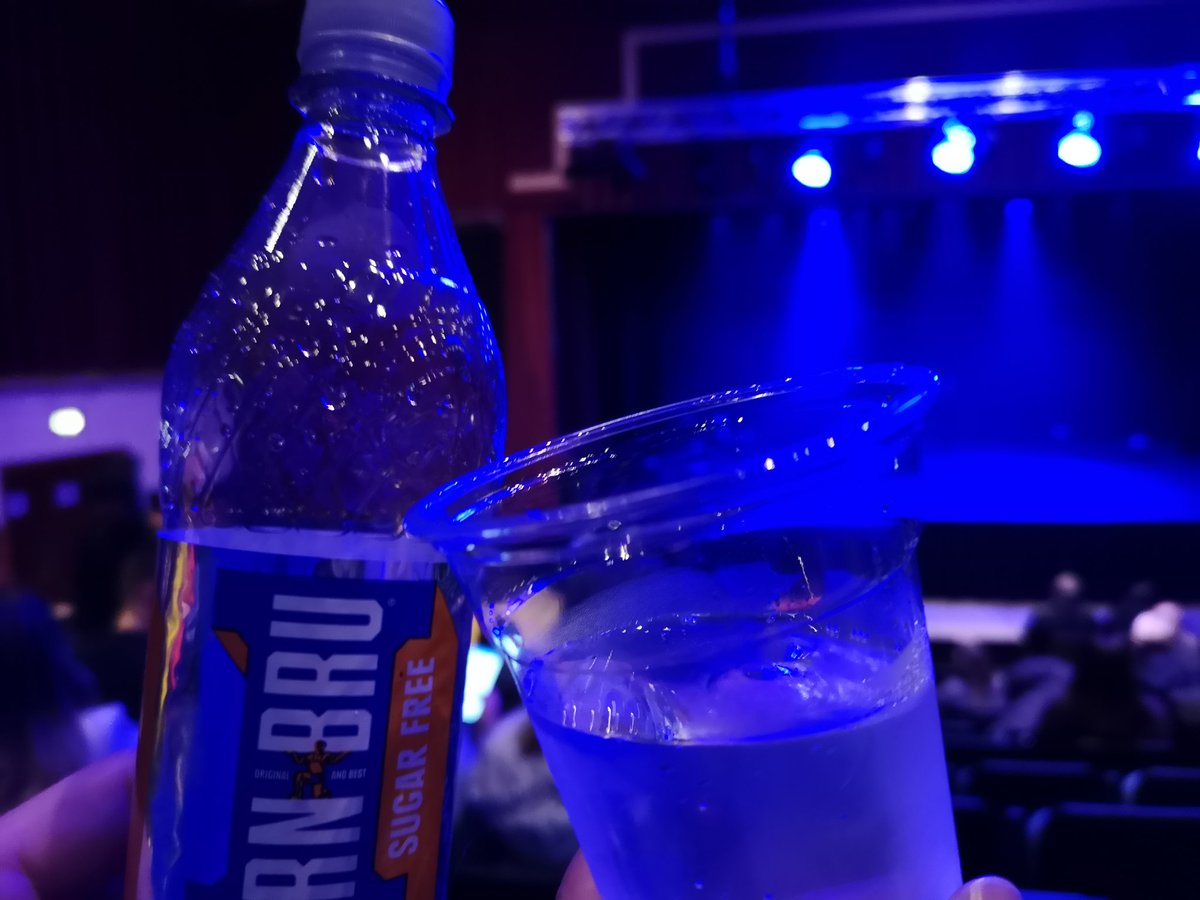 vwskytiger's tweet image. Out on a Wednesday!?! @IainDoesJokes makes 27/50 #fitbitfun 😉