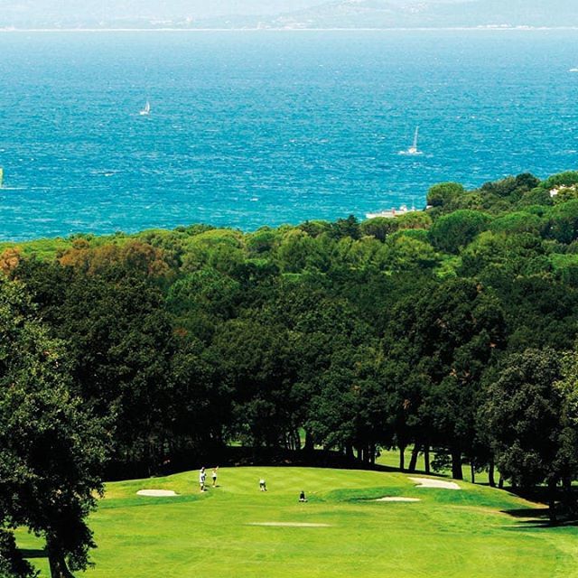 Golf in Tuscany ⛳ 
check out our hotel+golf experiences on our website
#golf #tuscany #maremma #golfbreak #golfhotel #golfcourse #seaview #italy #igolfitaly #hoteldeal #golfdeal
