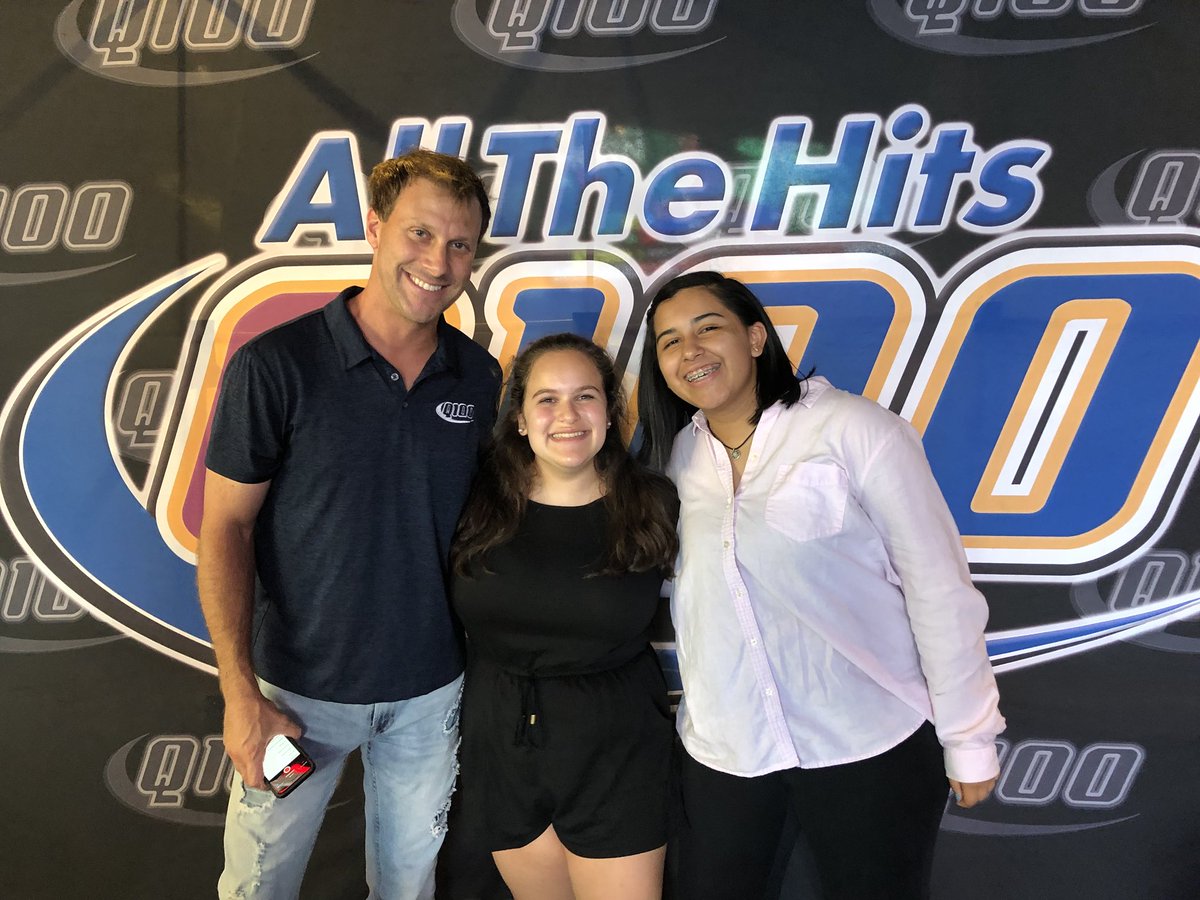 All laughs & fun with #5SOSFam at @SportsAndSocial! #MeetYouThereTour 

@adambombshow 
#Q100AdamBombShow