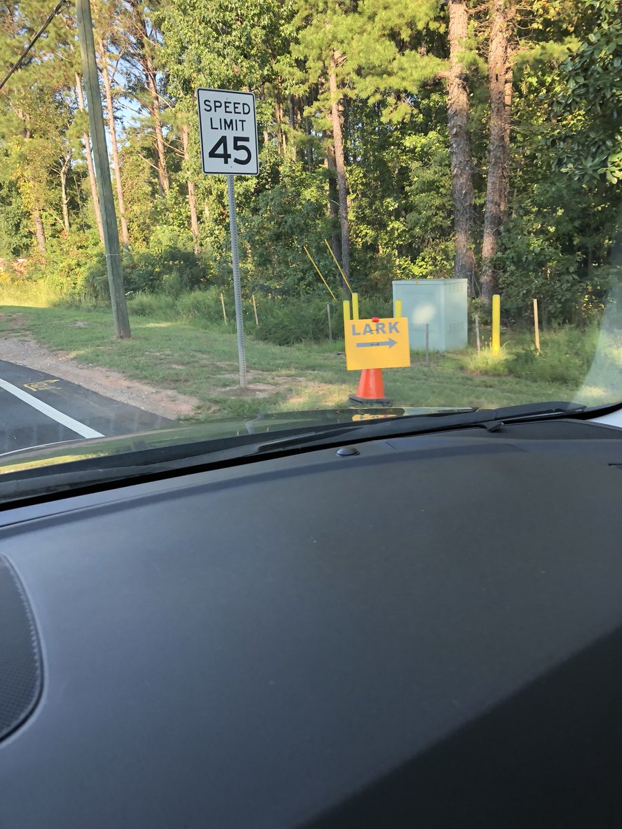OrnateKate's tweet photo. What is “lark” in holly springs? @FilmingInGA @ATLWOOD411 @Peachyscoop @gafmde @ATLFilmEnt https://t.co/J5xKENVcpn