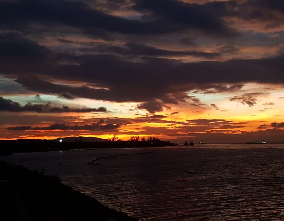 CouriersQuick's tweet image. Have a Bless evening from Quick Connect Couriers 

Follow us on:
Facebook @ Quick Connect Couriers 
Instagram @ quickconnectja
Twitter @ CouriersQuick
#GetConnected
#StayConnected
#QuickConnectCouriers