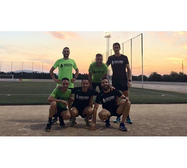 doszeroteam's tweet photo. Back in black! 🤟🏻😎 ... and green! 😅

#doszero #doszeroteam https://t.co/3y81Fmrc9x https://t.co/BYuMn1AEau