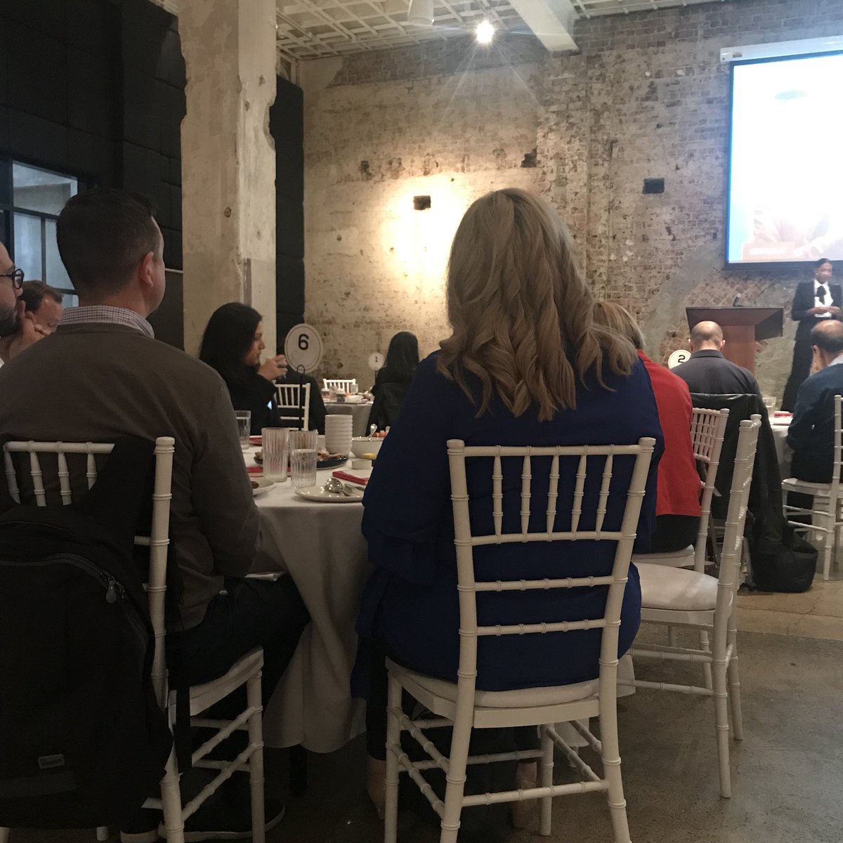 MarketingCube's tweet photo. We’re at the #Sydney #OracleCX #InnovationSeries Breakfast https://t.co/XHxq7IJZst