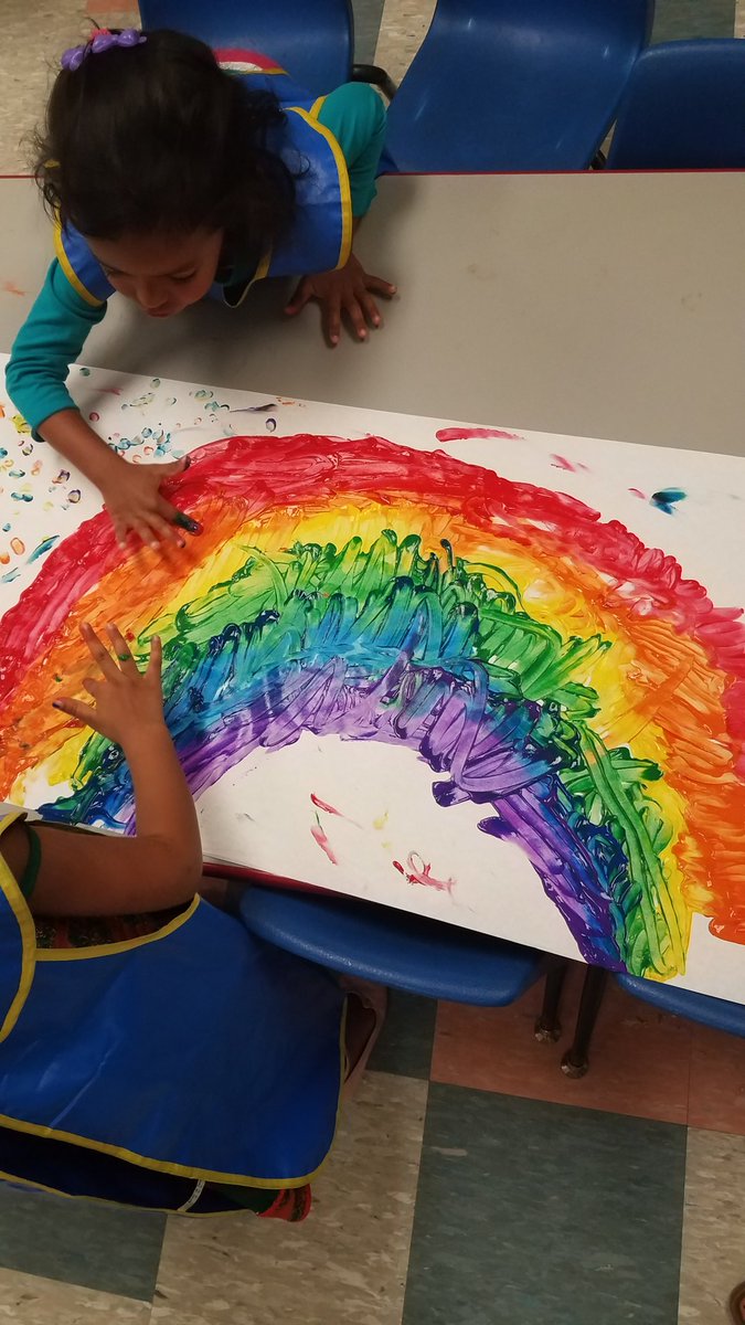 MsPeacock's tweet photo. "Some things you can just give and give and never lose any. Things like happiness or love or my colors." ~David McKee "Elmer and the Rainbow" #MHSearlyrock https://t.co/gAopj4p4XU