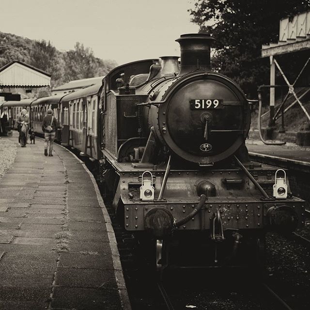 A trip on the Llangollen railway, travelling through the scenic Denbighshire countryside between Llangollen and Coreen #steamtrain #llangollen #llangollenrailway #northwales #denbighshire ift.tt/2NXhMoB