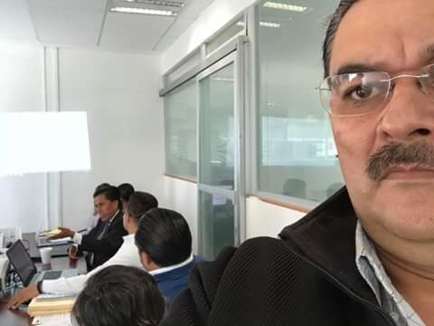 Be19David's tweet photo. Hoy por instrucciones del CP @ramonsaavedrag Dir de Planeación y Evaluación de @SEIEM_ el Dpto de Control Escolar nos reunimos con la Dir de Educ Secundaria y la Dir de Informática y Telecomu, para atender la regularización de los alumnos #SomosSEIEM #DPyE #ControlEscolar https://t.co/XbIG9kR2o5