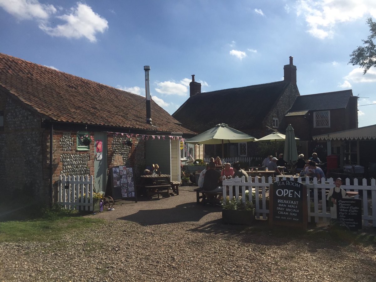 A real taste of the 40s <a href="/Poppylands1/">Poppylands</a> in Horsey....