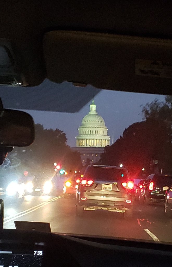 CarrieTergin's tweet photo. #UberView! https://t.co/ifgFFEEFHE