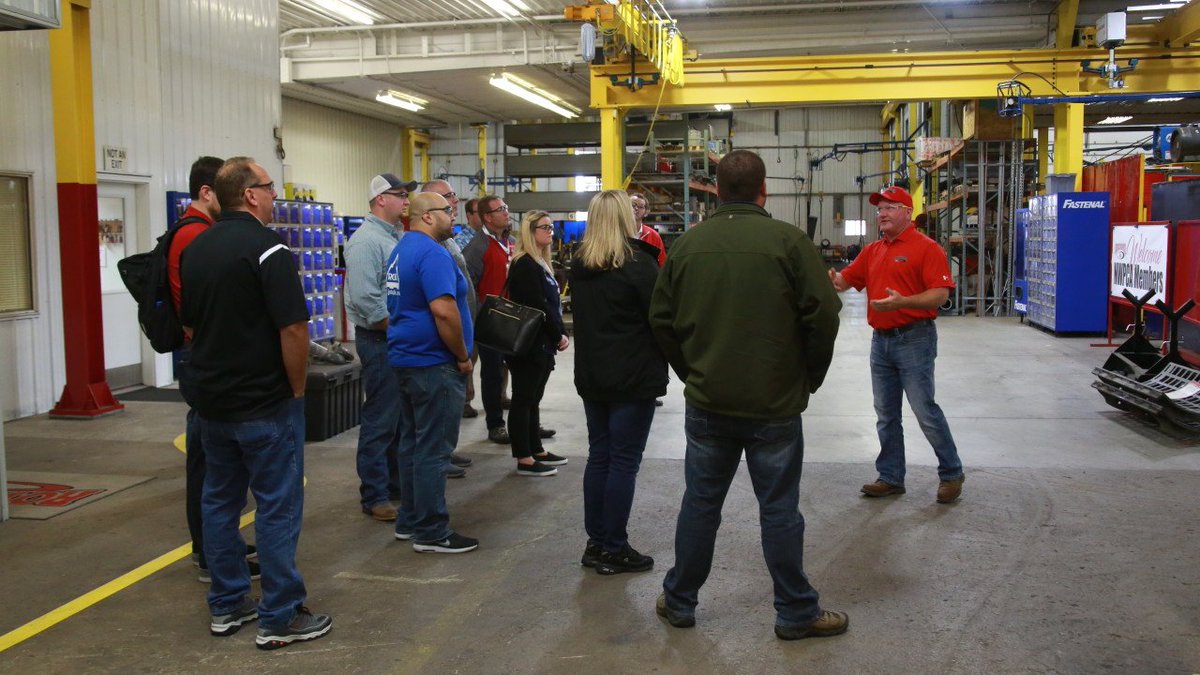 Rotochopper's tweet photo. Several @NWPCA members spent yesterday afternoon touring Rotochopper's manufacturing facility. #Rotochopper #NWPCA #Interpal2018 https://t.co/WCHGjlQU2U