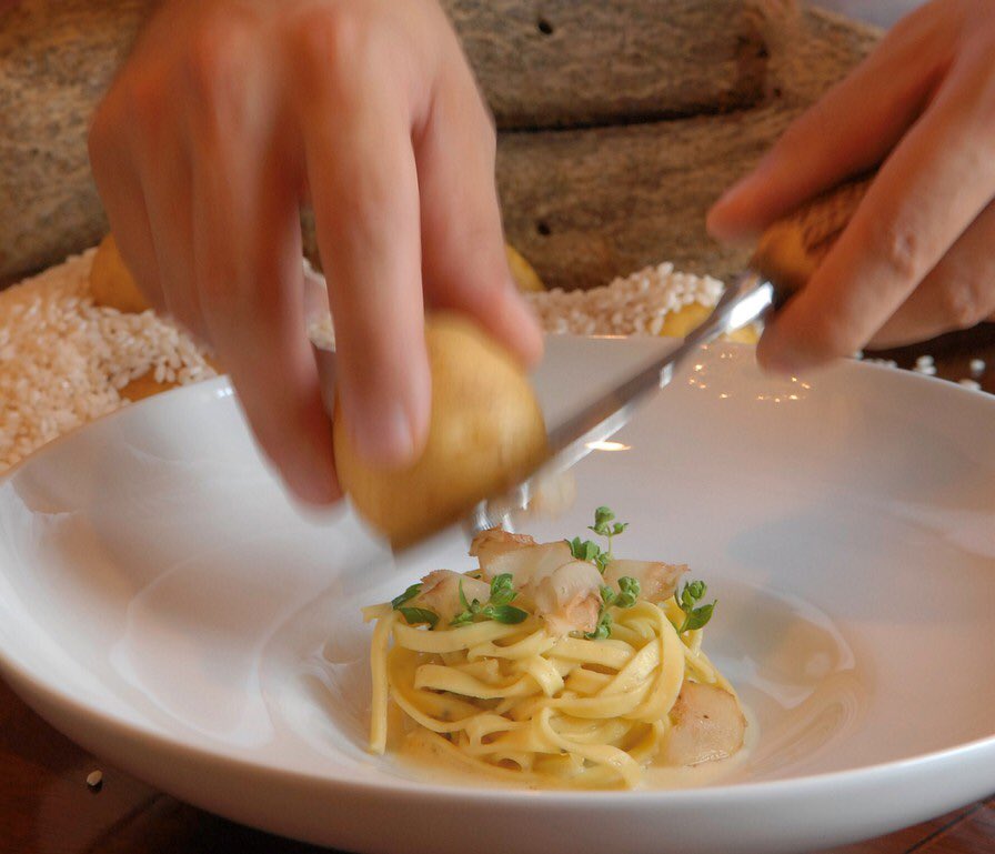 ホテル椿山荘東京 على تويتر 非日常のディナーのお誘い イタリアの食べ物の王様を味わい尽くす 10月12日だけの贅沢 ホテル メインダイニング イタリア料理 イタリアンディナー トリュフ T Co Jdchkiksgr ホテル椿山荘東京 على تويتر 非日常のディナーのお誘い イタリアの食べ物の王様を味わい尽くす 10月12日だけの贅沢 ホテル メインダイニング イタリア料理 イタリアンディナー トリュフ T Co Jdchkiksgr