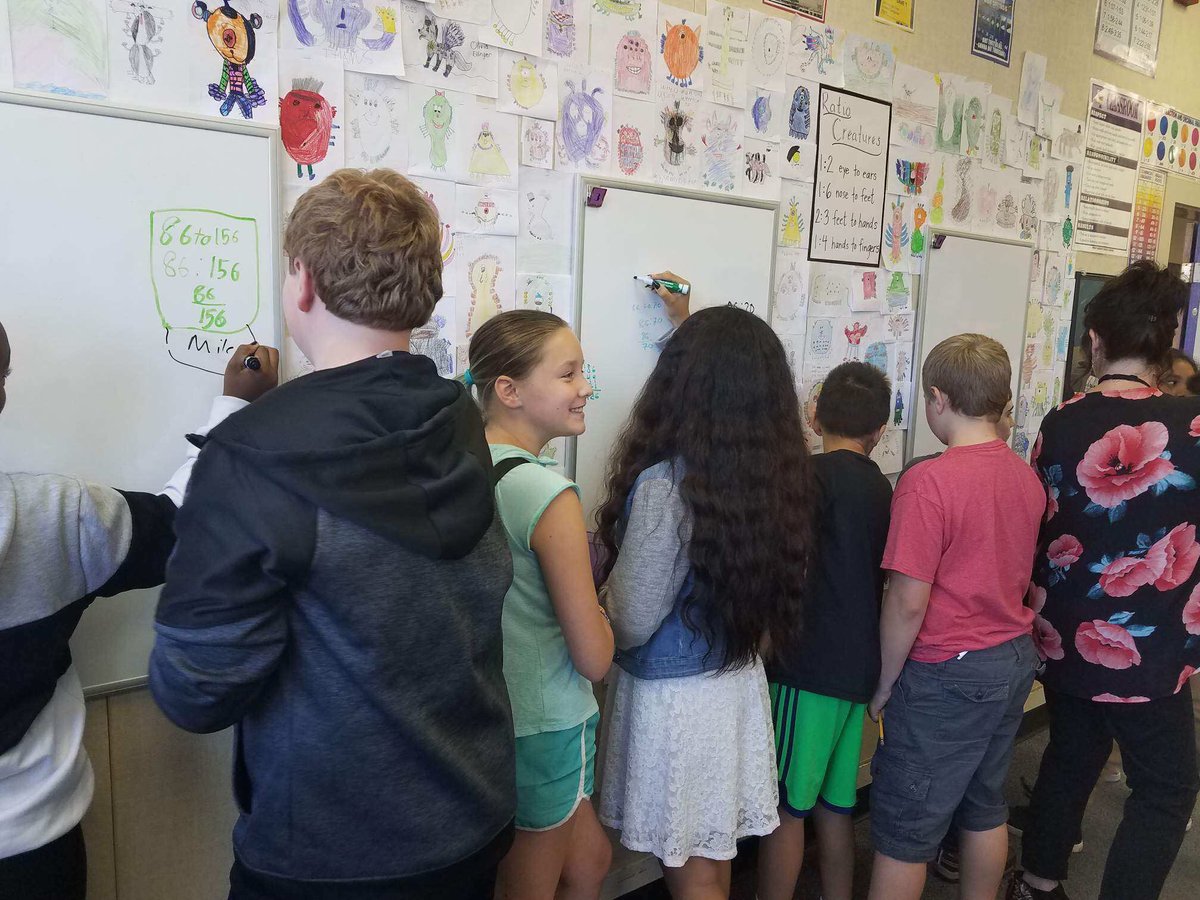 WOMSwolverines's tweet photo. 6th graders collaborate to write ratios about their team loyalty. DUCKS are a clear favorite! https://t.co/ShyZiiaYnu