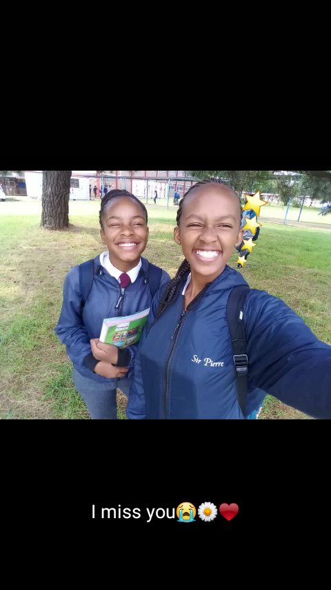 DandyElement's tweet photo. Her smile #DandyElement followers https://t.co/PFZIgIqITN