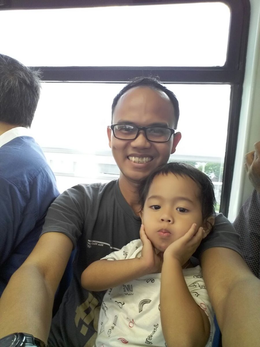 Mokasii Gub <a href="/alexnoerdin/">Alex Noerdin</a> sudah memimpin Sumsel selama 10 tahun, banyak kemajuan sudah diberikan, pendidikan, kesehatan, Sukses Asian Games 2018, &amp; teramat membekas dimasyarakat Sumsel, Nek Anang menghadirkan LRT pertama di Indonesia, kebanggaan Wong Sumsel #MokasiAlexNoerdin