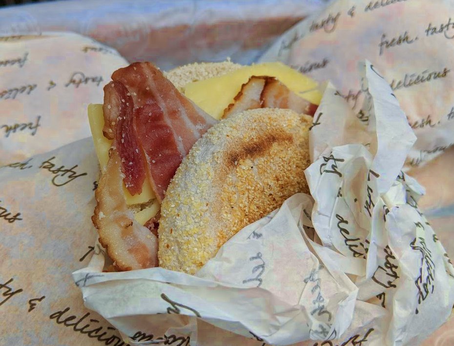 HouseTeamatUoN's tweet photo. If you're looking for a way to make your brain wake up and say hello to Thursday, may we suggest one of the many tasty breakfast sandwiches we carry at any one of our outlets? #TheExchange #TheGround #CoffeeSocial #KitchenSocial #studentdining #brainfood #breakfast https://t.co/q2U9D9819x